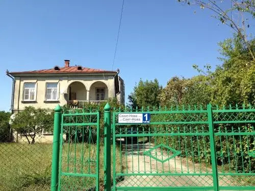 В гостях у Майи