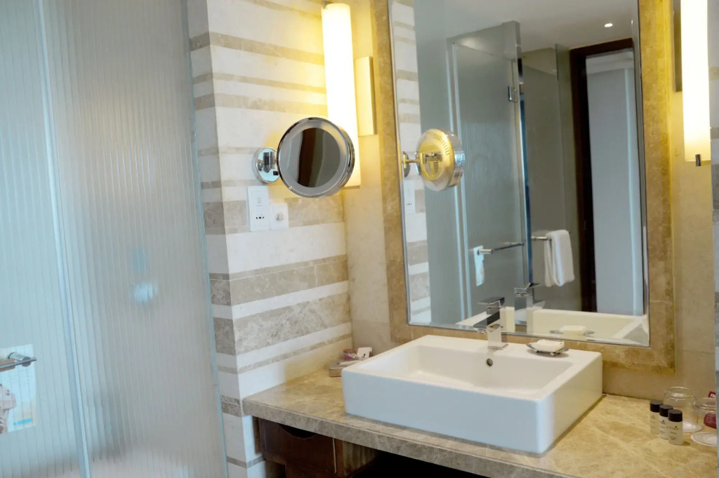 Crowne Plaza New Delhi Okhla by IHG