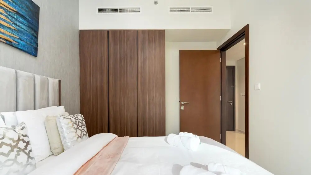 Stunning 1BR Apt in Business Bay