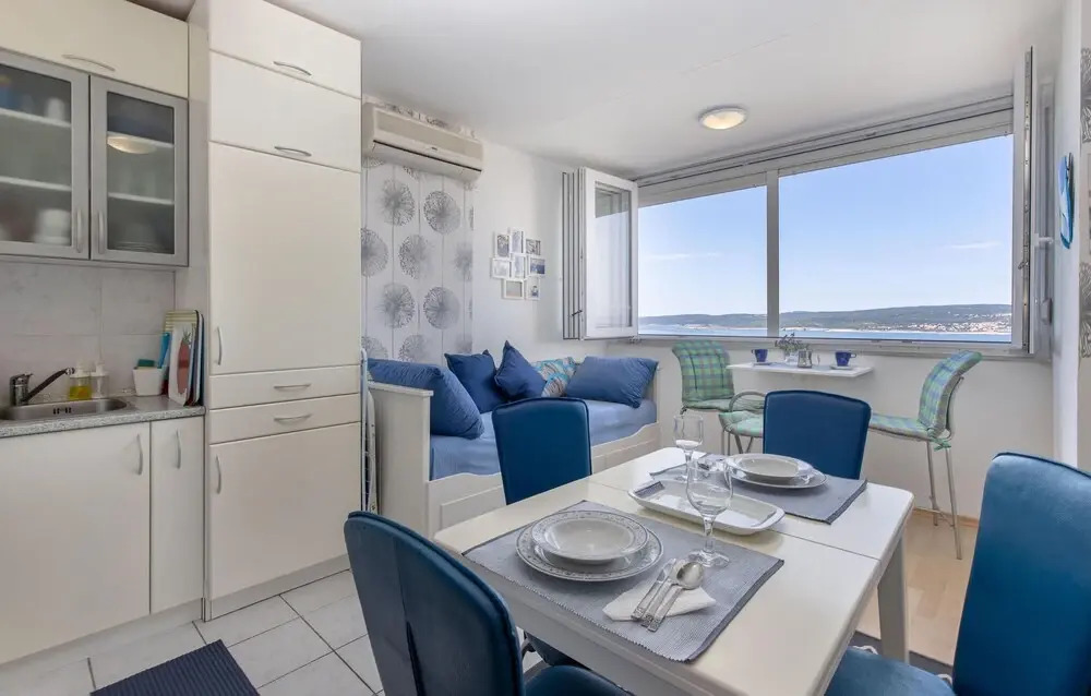 Awesome Apartment in Crikvenica With Wifi
