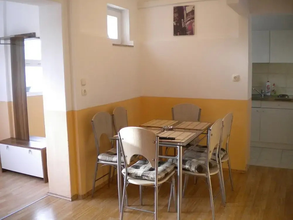 Apartments Ivica