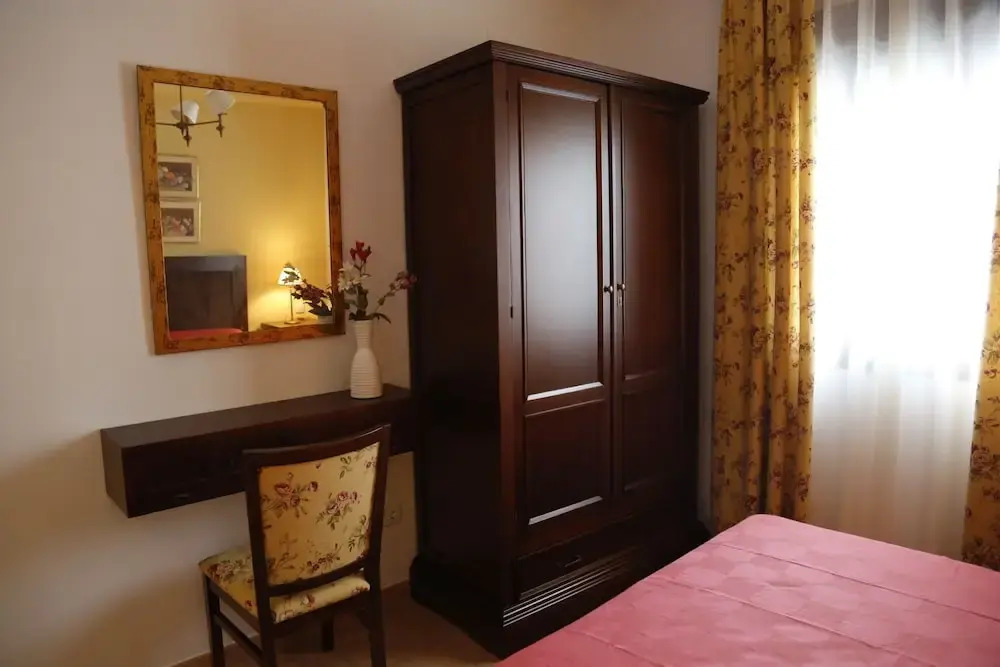 Hostal Caballero