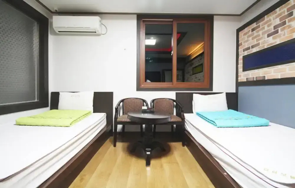 The Sharp Motel