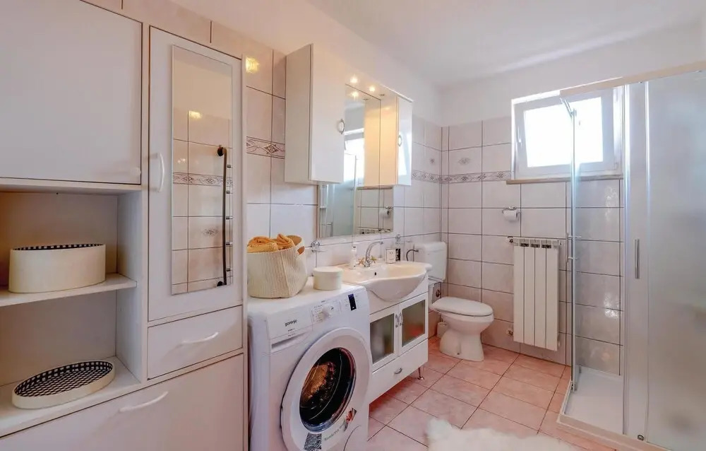 Stunning Apartment in Pula With Outdoor Swimming Pool, Wifi and 5 Bedrooms