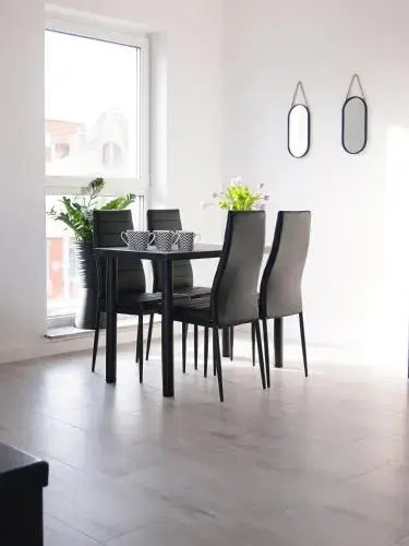Luksusowy apartament z widokiem na jezioro