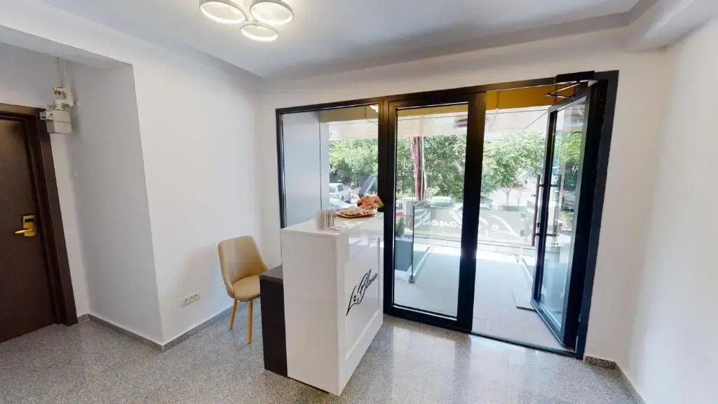 Le Blanc ApartHotel