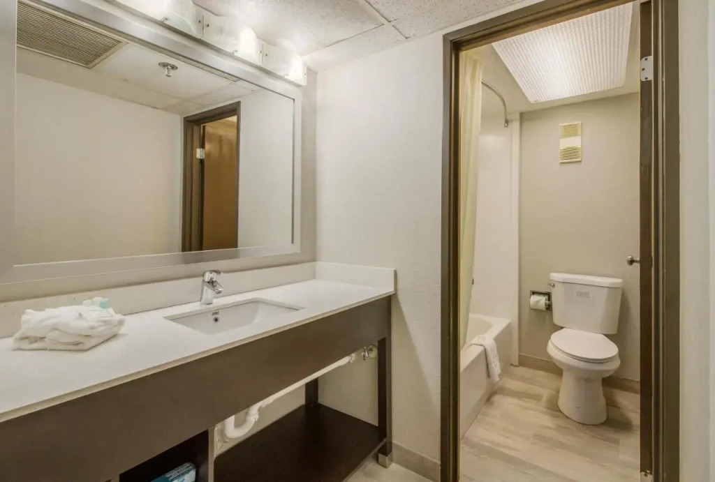 Holiday Inn Jackson-carriage House Dr