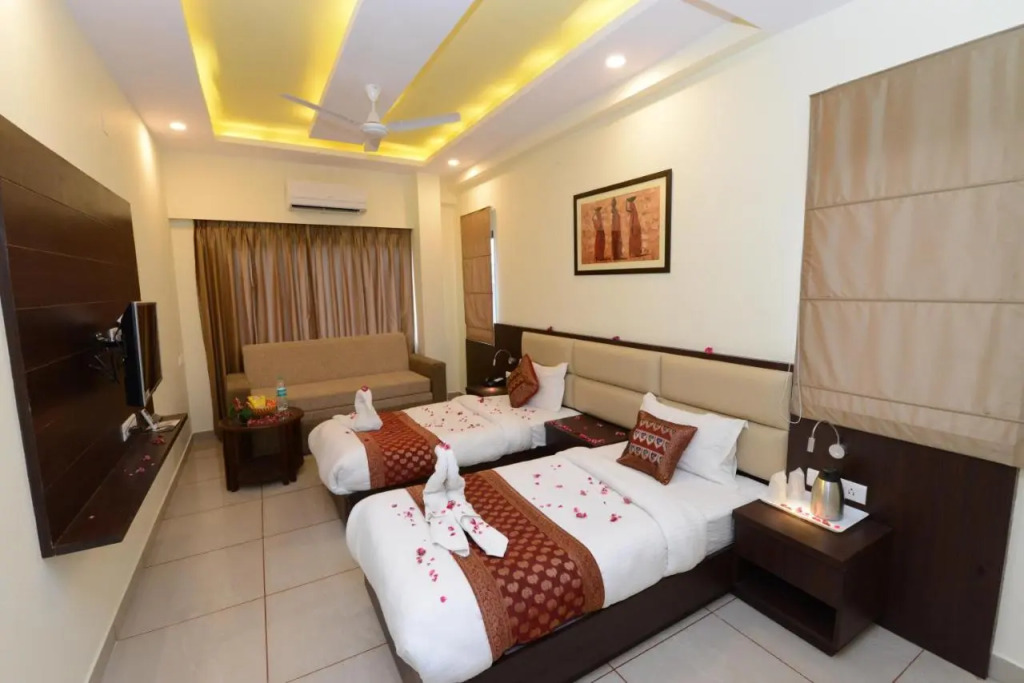 Hotel Sanobar