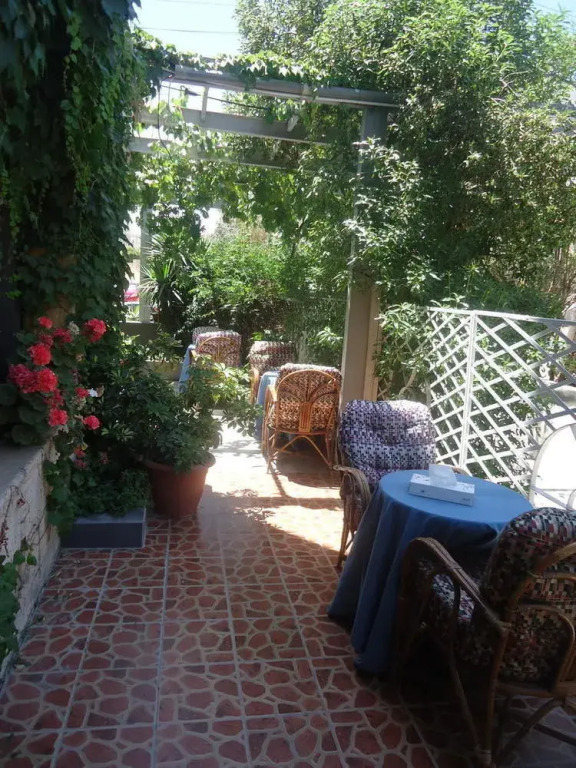 Blue Rose Hotel