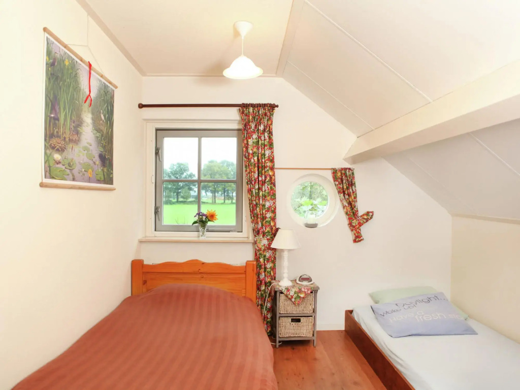 Spacious holiday farm in Bronckhorst with private garden