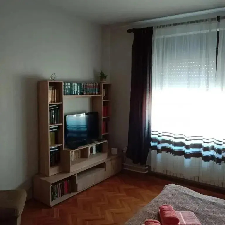 Apartmani Lena 1
