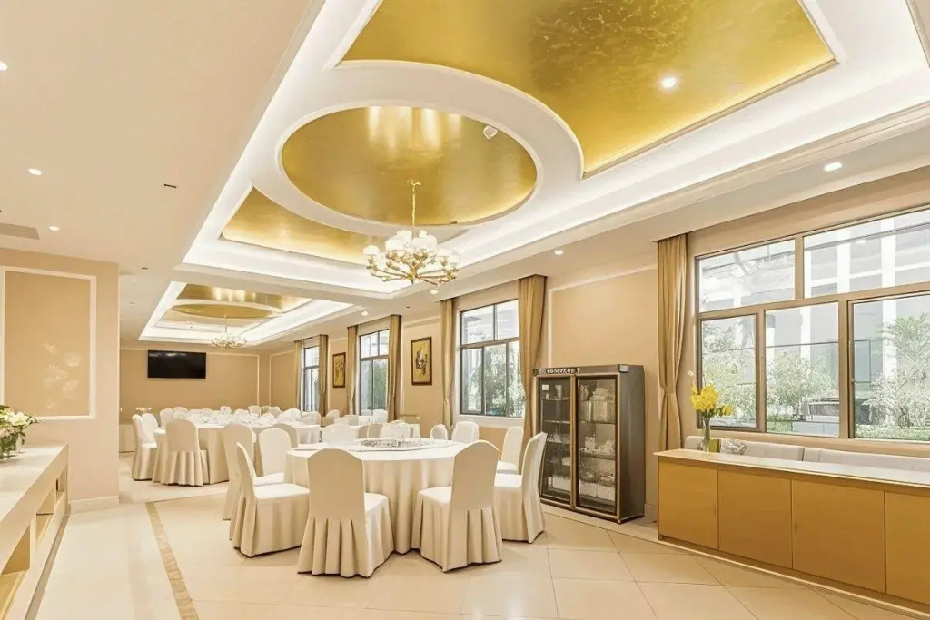 Vienna Hotel (Foshan Wenhua North Road Diejiao Subway Station Store)
