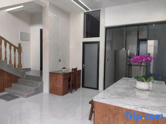 Yun He Li Cozy Vacation Homestay (Downtown Tengchong/Fortune Center Branch)