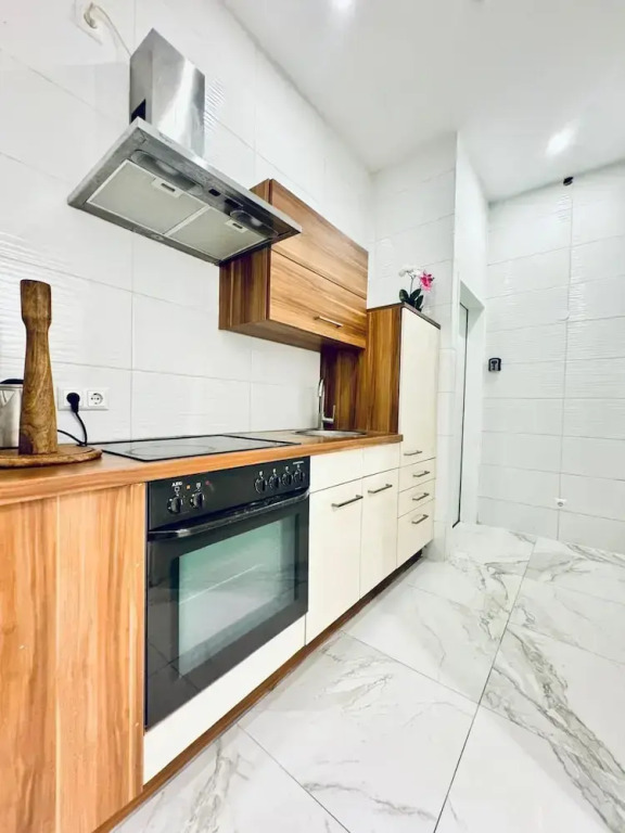 Comfortable 3BR Stay Kaufpark Area