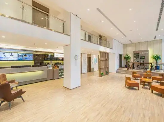 HanTing Hotel (Dalian Development Zone Subway Station)