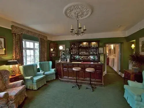 The Crown Hotel