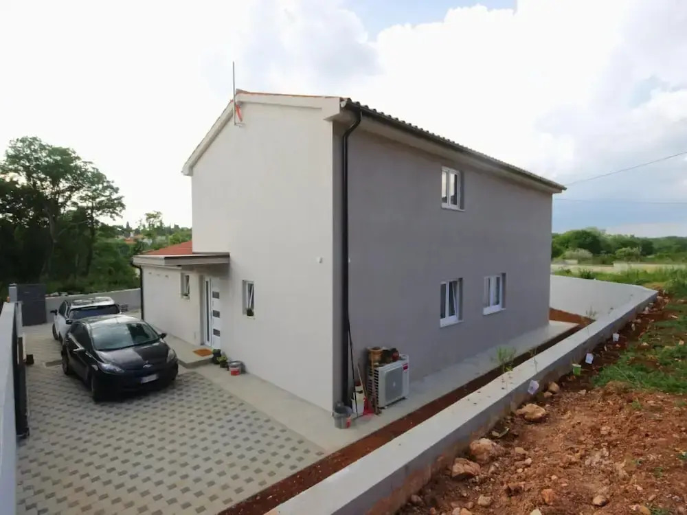 Blaise Comfortable Holiday Residence