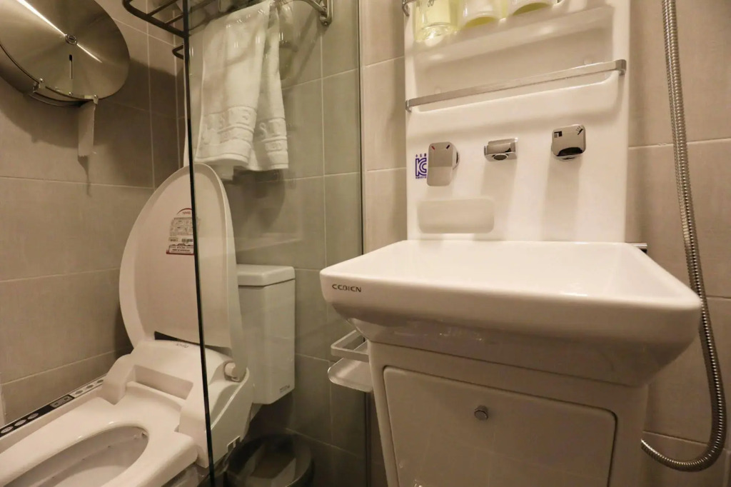 Step Inn Myeongdong 1