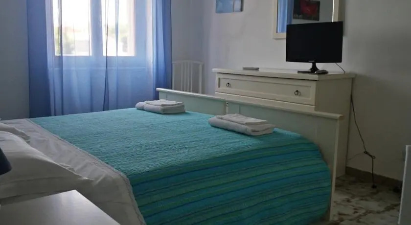 Guest House Tra Rocce E Mare