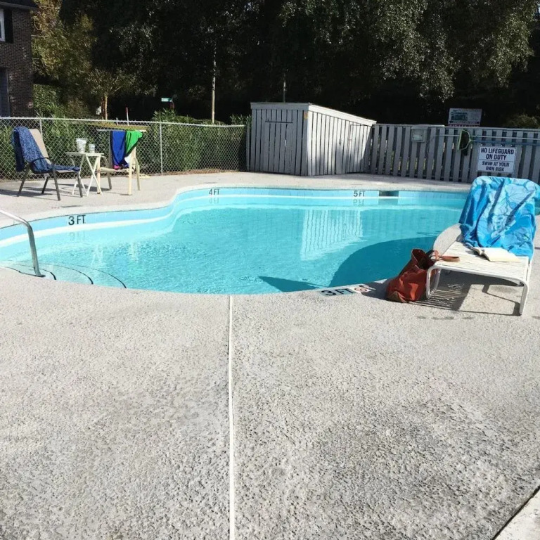 Suite Retreat #49037 - 3 Br Home