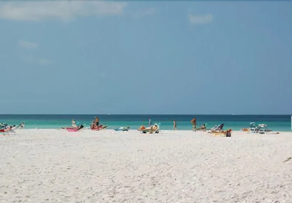Siesta Beach House #211 2 Bedrooms 2 Bathrooms Condo