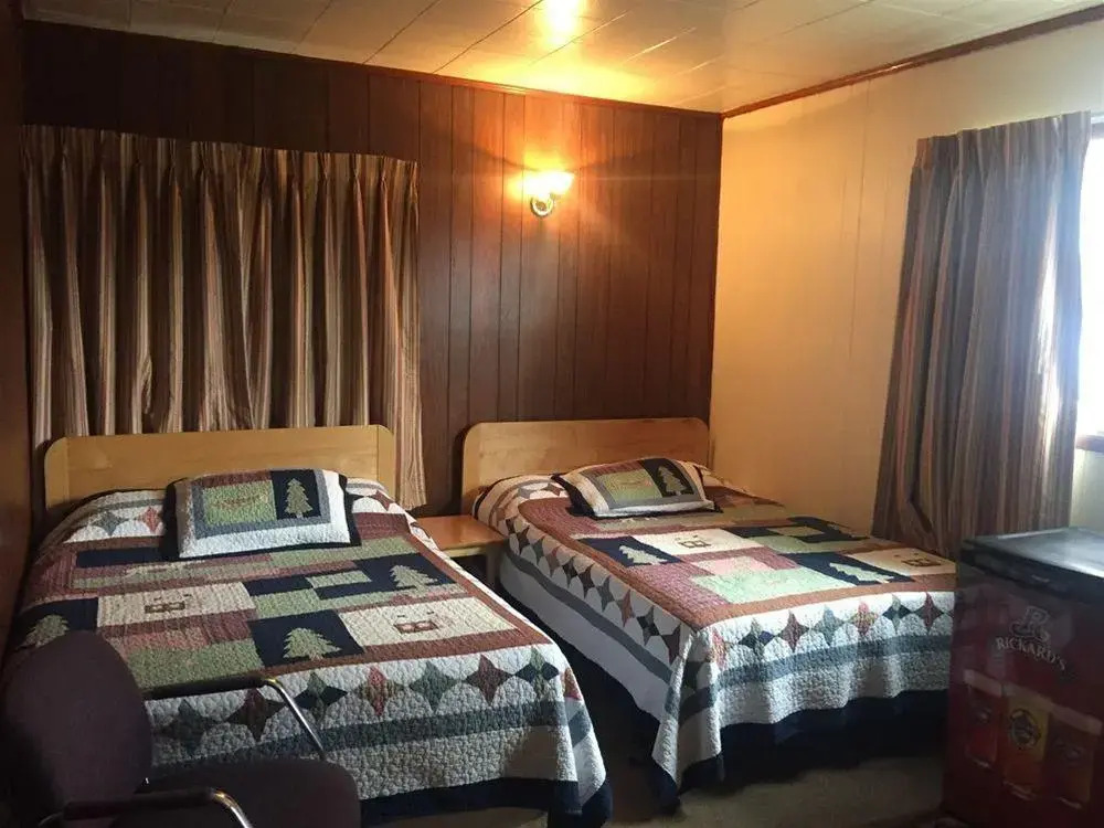 Twin Peaks Motel