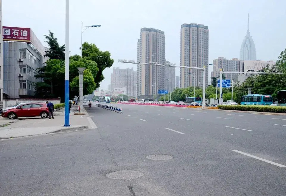Pebble Motel (Changzhou Xinbei Wanda Plaza Railway Station)