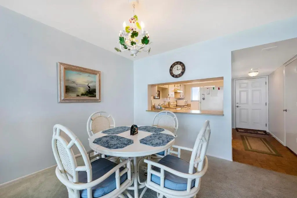 Sun Caper 807, 2 Bedrooms, Gulf Front, Elevator, Sleeps 6, Heated Pool