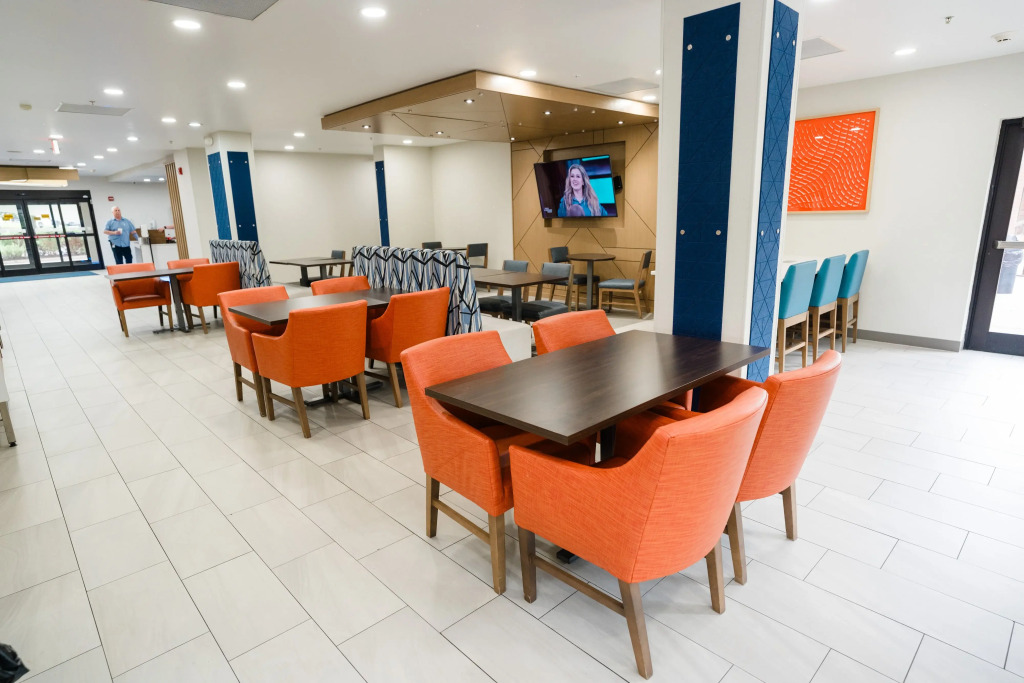 Holiday Inn Express Hotel & Suites Kodak East-Sevierville by IHG