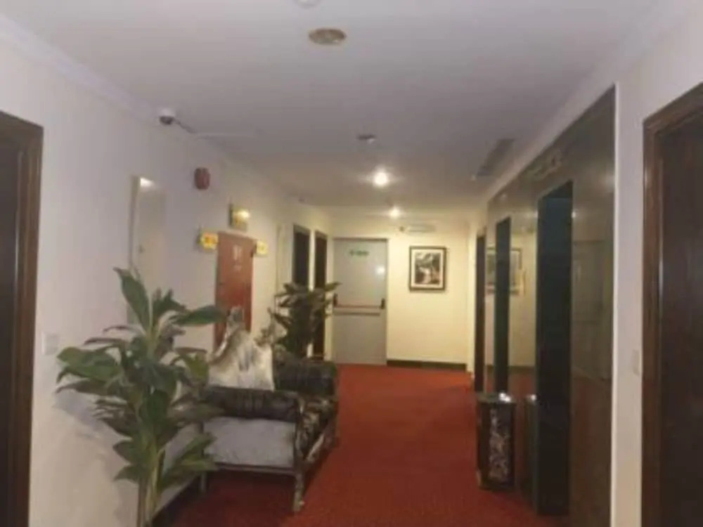 Aayan Al Shisha Hotel