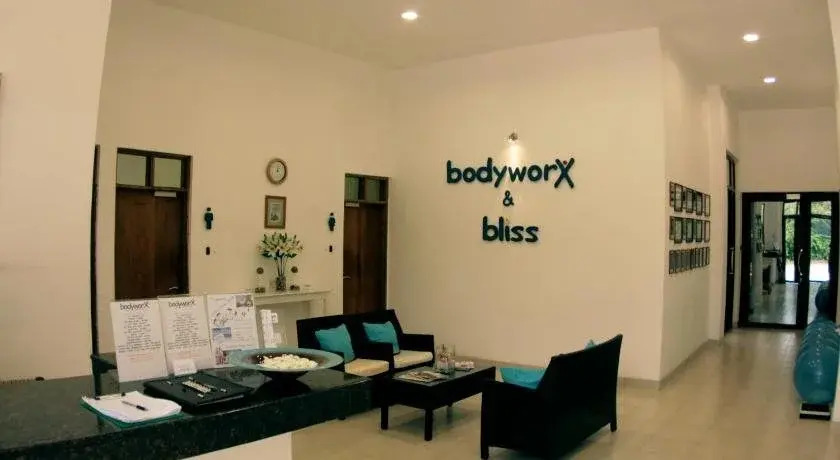 Bahari Dhow Beach Villas