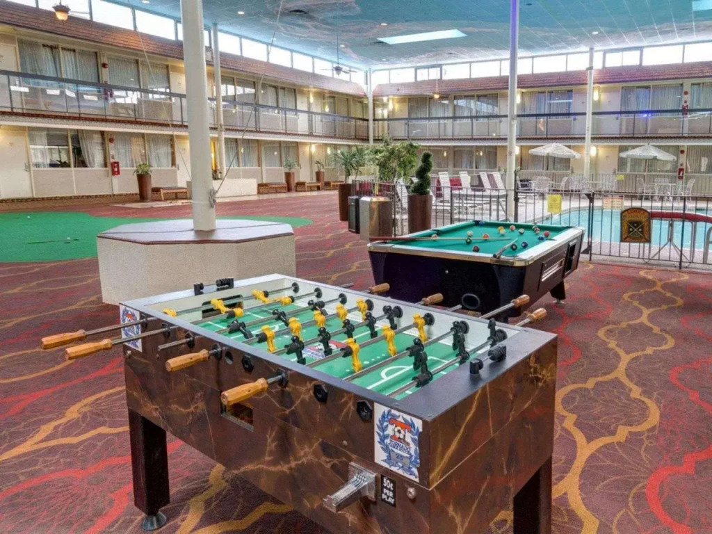 Clarion Inn & Fundome