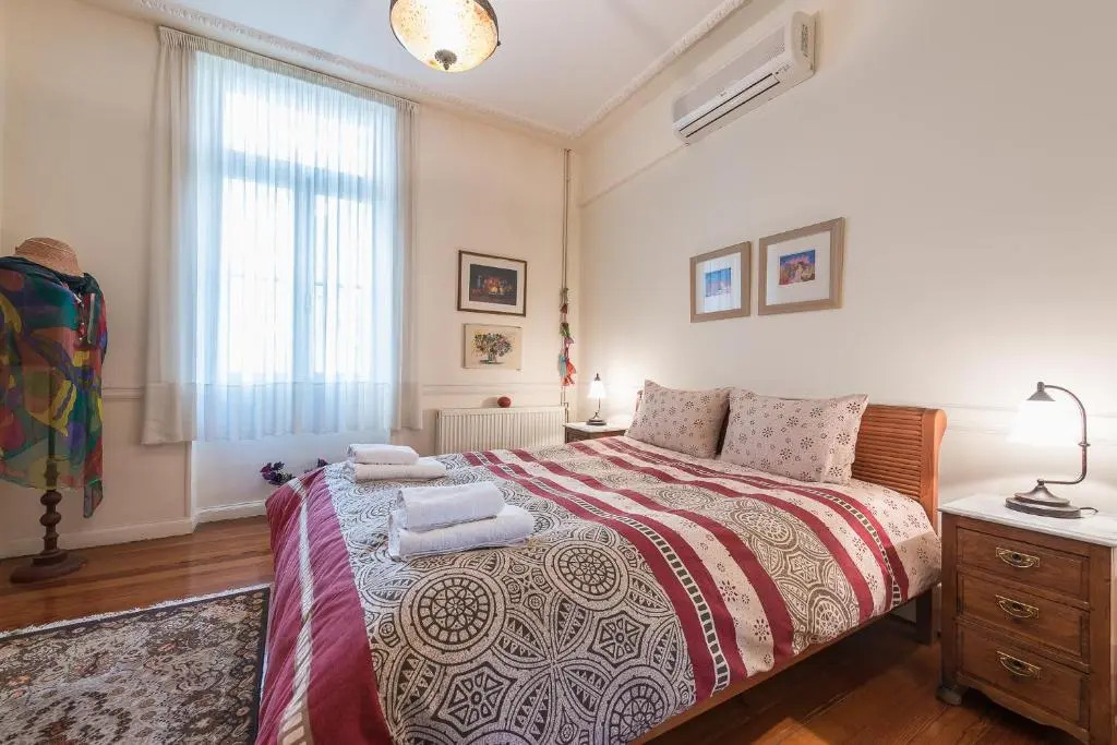 Athenian house of 1920