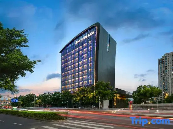 Park Plaza