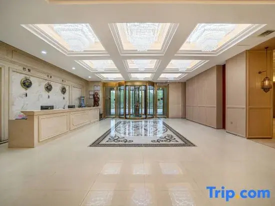 Licheng Huasheng Hotel (Bachu Centery Avenue)