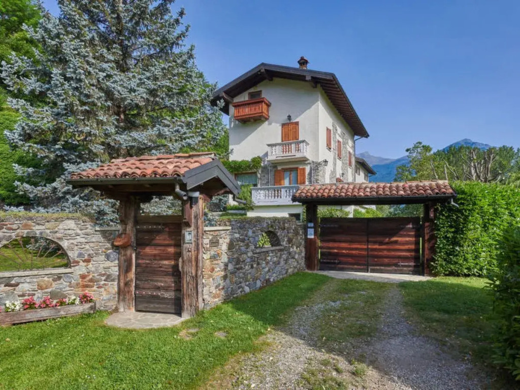 House Letizia Colico
