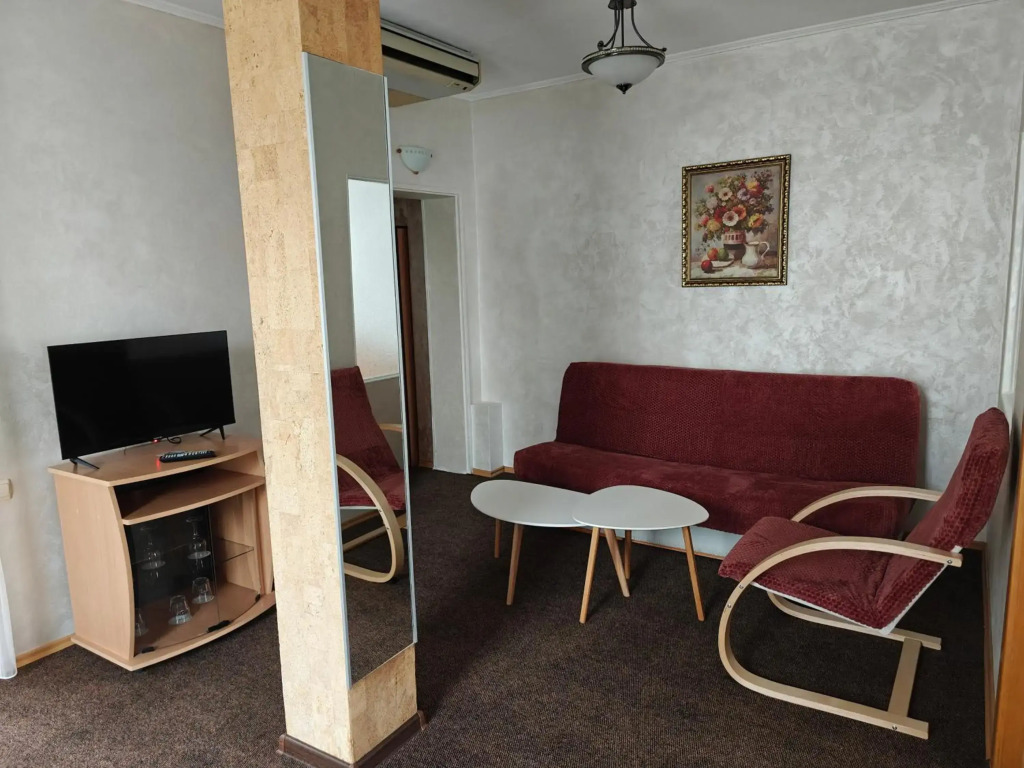 Noviz Hotel