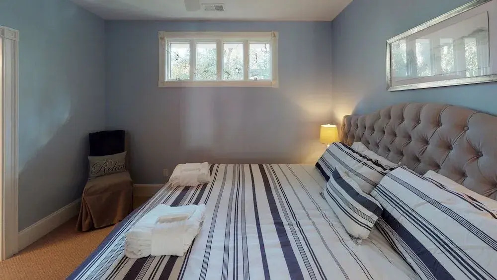 20 Sandpiper - 7 Br home by RedAwning