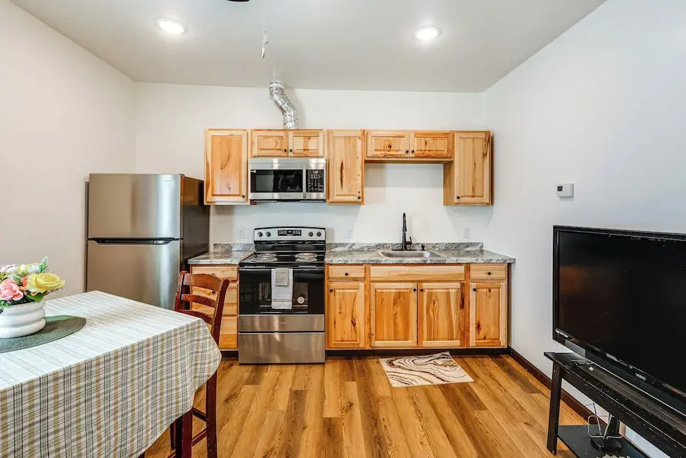 < 2 Mi to Dtwn: Pet-friendly Getaway in Fairbanks
