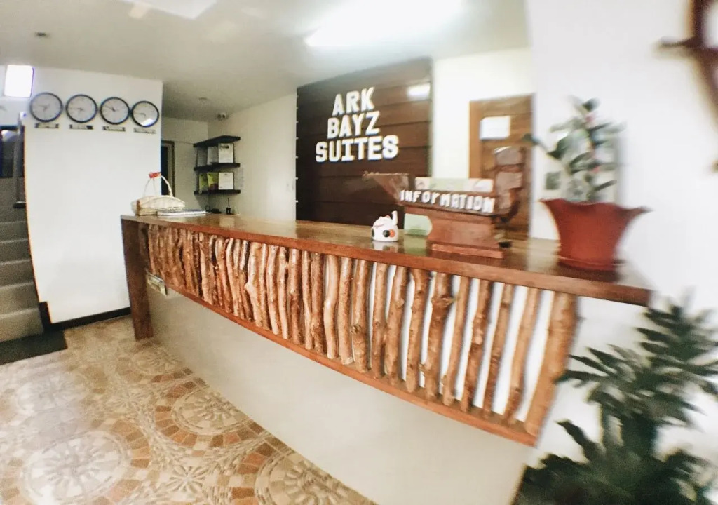 Ark Bayz Suites