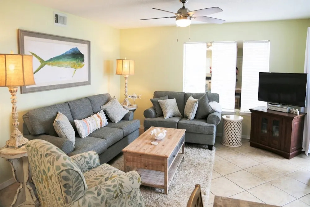 Southern Sands 103 2 Bedrooms 2 Bathrooms Condo