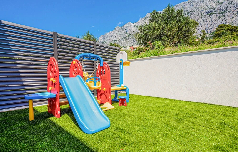 Lovely Home In Makarska