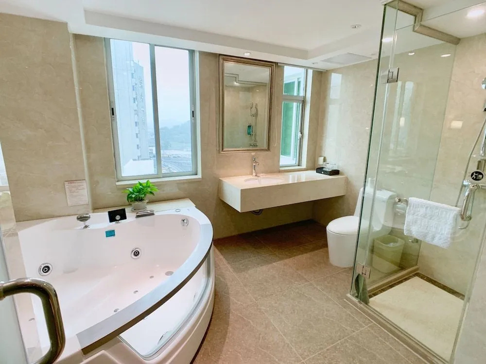 Shenzhen Renshanheng Hotel