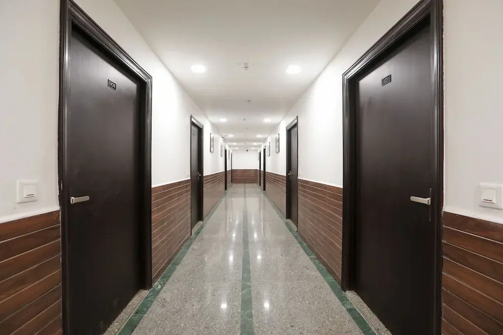 OYO 43440 Hotel Belmorrise