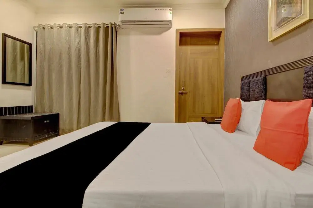 Hotel Triveni by OYO Rooms
