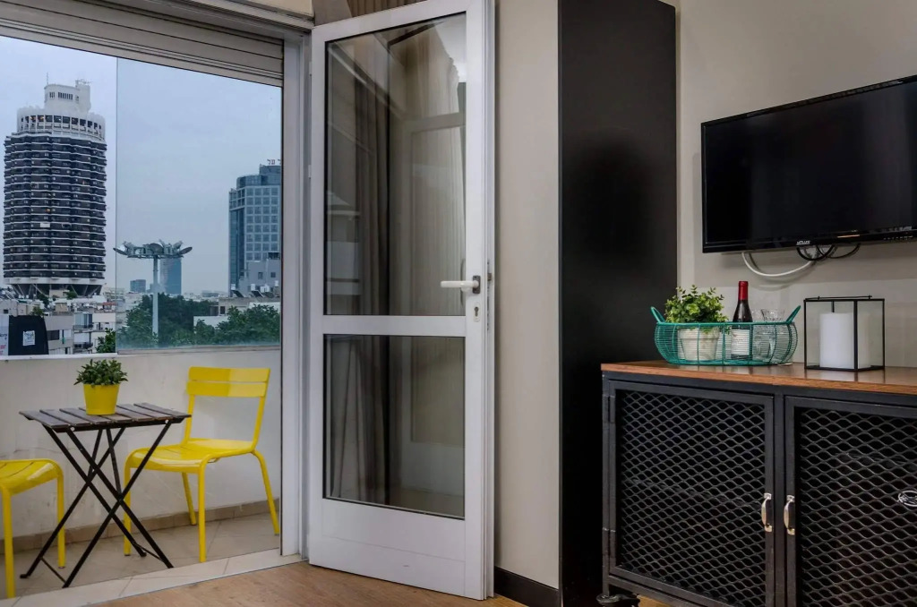 Dizengoff square boutique - aparthotel