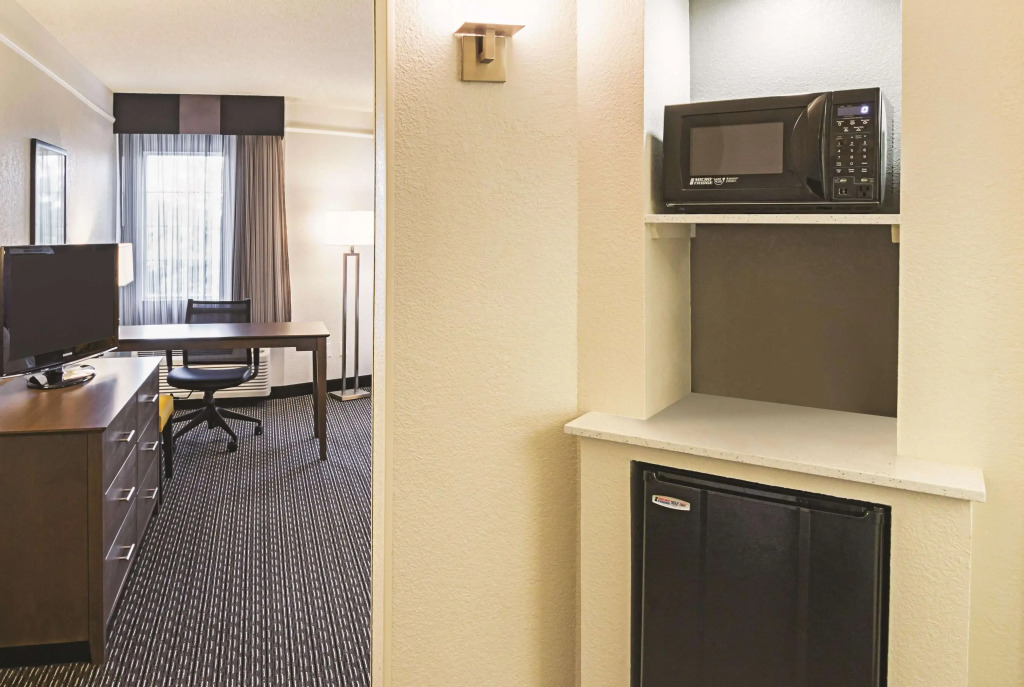 La Quinta by Wyndham Fort Worth North