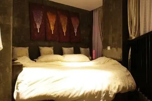 Langqiao Station Hotel - Yangshuo