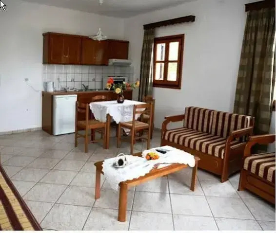 Kavos Hotel
