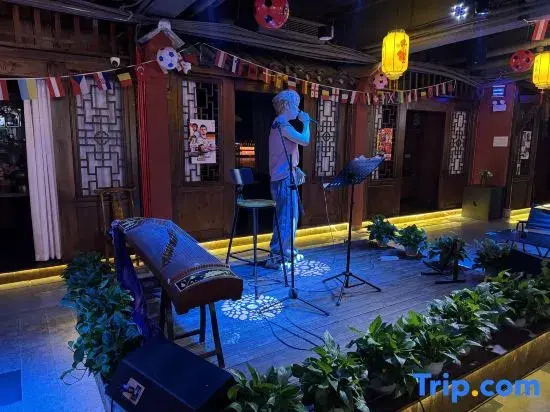 Yue Leshan River View Hotel(Shangzhongshun commercial street branch)
